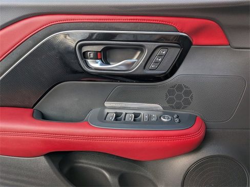 Certified 2025 Acura ADX A-Spec image 28