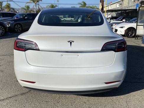 Used 2021 Tesla Model 3 Standard Range Plus RWD image 10