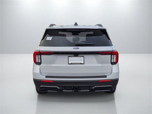 New 2026 Ford Explorer ST-Line image 5