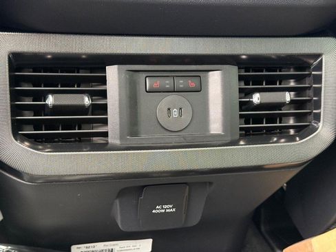 New 2026 Ford F250 Platinum AWD/4WD image 7