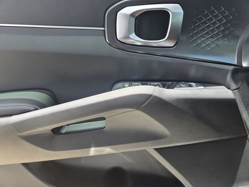 New 2026 Kia Sorento S w/ S Panoramic Sunroof Package FWD image 16
