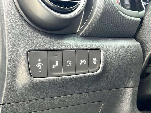 Used 2020 Hyundai Kona Ultimate FWD image 26