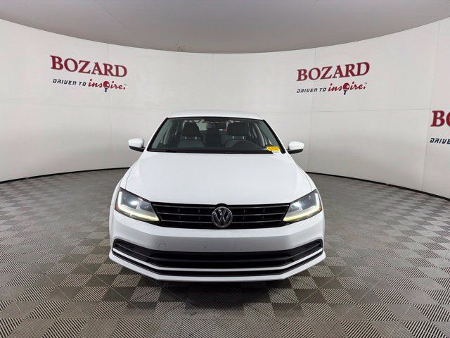 Used 2018 Volkswagen Jetta S FWD image 2