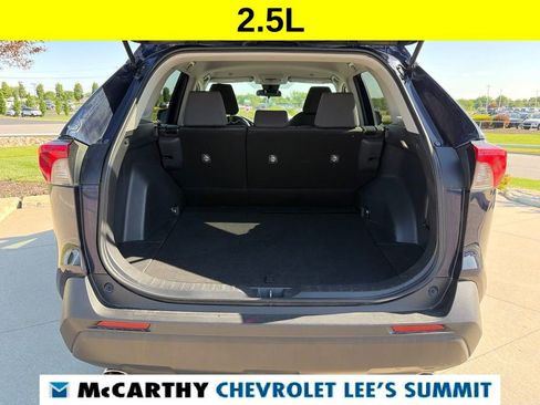 Used 2024 Toyota RAV4 XLE FWD image 42