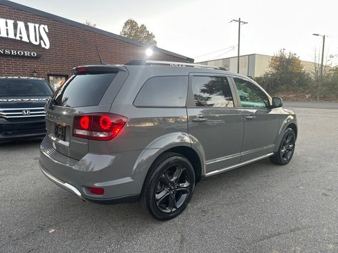 Used 2020 Dodge Journey Crossroad image 7