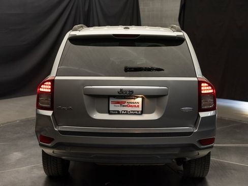 Used 2016 Jeep Compass Latitude image 7