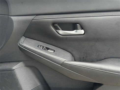 Used 2022 Nissan Sentra SV image 27