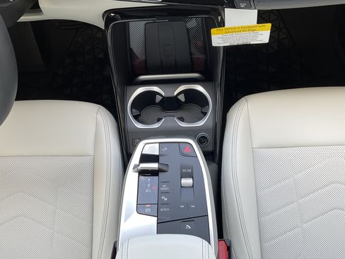 New 2026 BMW X1 xDrive28i w/ Convenience Package AWD/4WD image 18