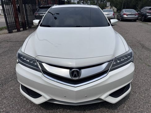 Used 2017 Acura ILX FWD image 2
