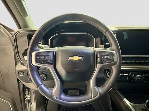 Used 2023 Chevrolet Silverado 1500 LTZ w/ Technology Package AWD/4WD image 10