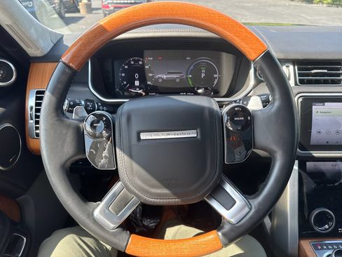 Used 2021 Land Rover Range Rover Autobiography AWD/4WD image 15
