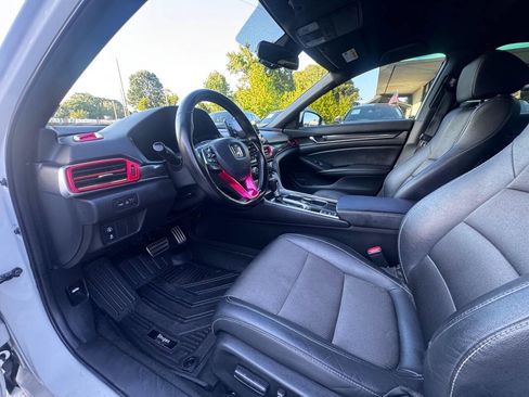 Used 2020 Honda Accord Sport image 12
