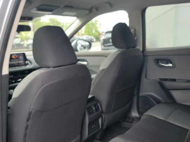 Used 2023 Nissan Rogue SV AWD/4WD image 15