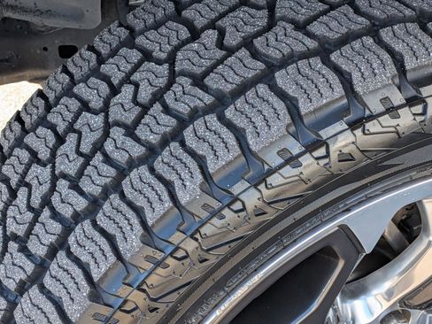 Used 2019 RAM 1500 Limited image 11