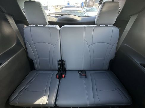 Used 2023 Buick Enclave Essence w/ Experience Buick Package image 24