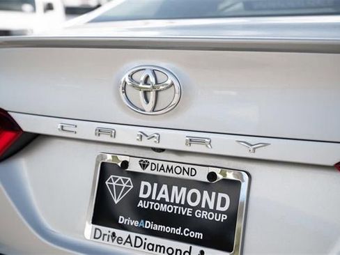 Used 2023 Toyota Camry SE image 30