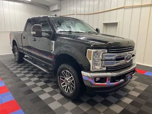 Used 2019 Ford F250 Lariat w/ Lariat Ultimate Package image 2