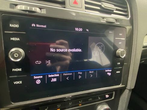 Used 2019 Volkswagen Golf Alltrack SEL image 19