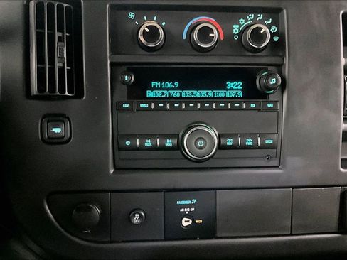 Used 2017 Chevrolet Express 2500 image 13
