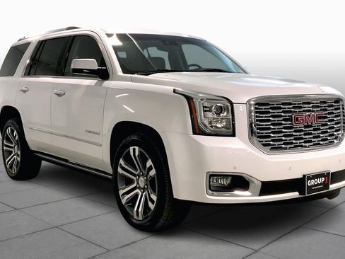 Used 2018 GMC Yukon Denali w/ Denali Ultimate Package image 3