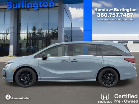 Used 2025 Honda Odyssey Sport-L image 3