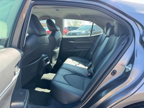 Used 2024 Toyota Camry SE image 13