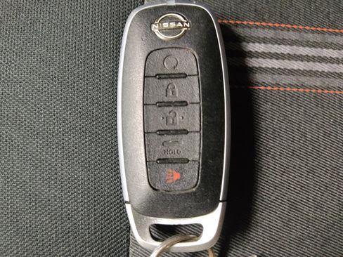 Used 2023 Nissan Versa SR w/ Trunk Package FWD image 32