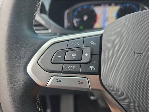Used 2023 Volkswagen Taos SEL AWD/4WD image 26
