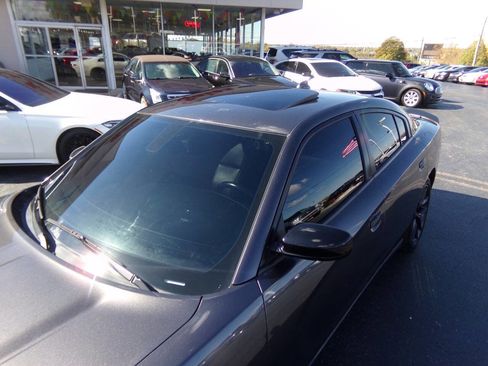 Used 2023 Dodge Charger SXT w/ Plus Group image 3