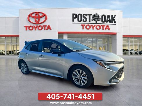 Used 2026 Toyota Corolla SE FWD image 9