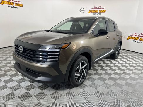 New 2026 Nissan Kicks SV w/ Illumination Package image 1