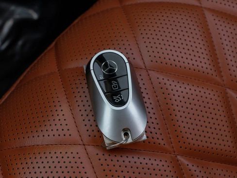 Used 2023 Mercedes-Benz S 580 4MATIC Sedan image 52