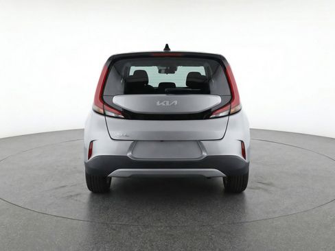 Used 2025 Kia Soul LX w/ LX Technology Package image 7