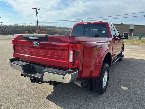 Certified 2022 Ford F350 Lariat w/ Lariat Value Package image 4