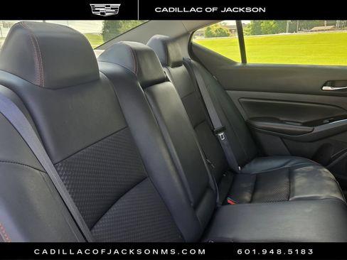 Used 2025 Nissan Altima 2.5 SR FWD image 21
