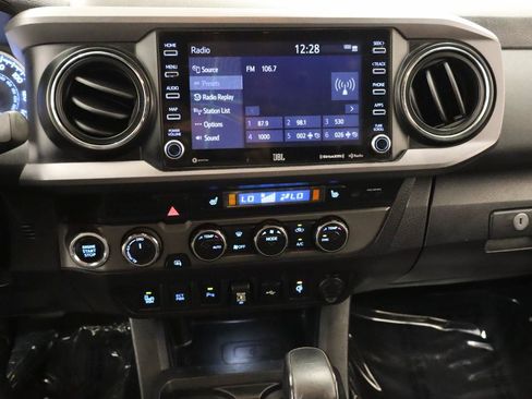 Used 2023 Toyota Tacoma TRD Pro AWD/4WD image 10