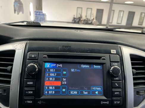 Used 2013 Toyota Tacoma 4x4 Double Cab w/ TRD Off-Road Pkg image 19