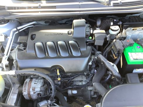 Used 2010 Nissan Sentra 2.0 S w/ Convenience Pkg FWD image 9