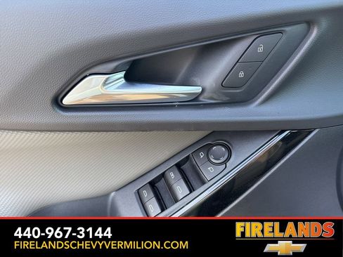 New 2026 Chevrolet Equinox LT w/ Convenience Package II image 14