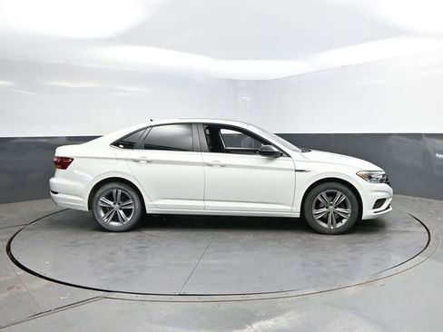 Used 2019 Volkswagen Jetta R-Line image 10