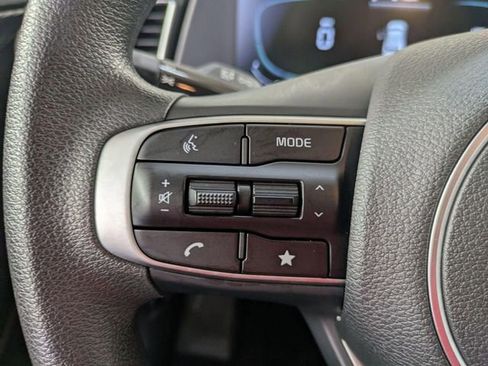 Certified 2023 Kia Sportage LX AWD/4WD image 18