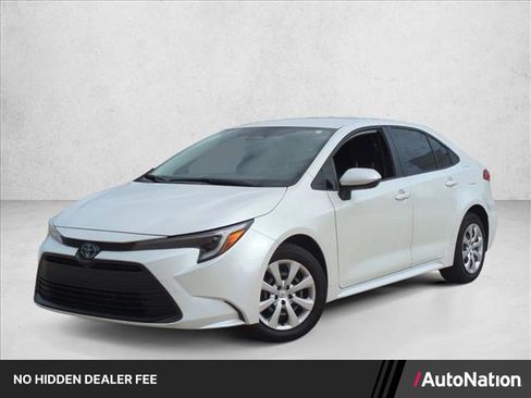 Certified 2024 Toyota Corolla LE FWD image 1