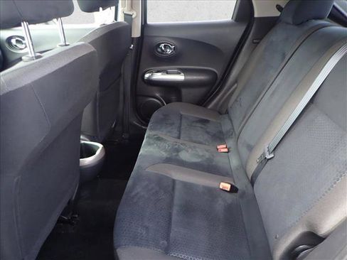 Used 2011 Nissan Juke SV w/ Chrome Pkg image 9