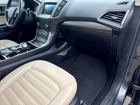 Used 2020 Ford Edge SEL image 8