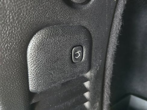 Used 2022 Dodge Durango GT image 25