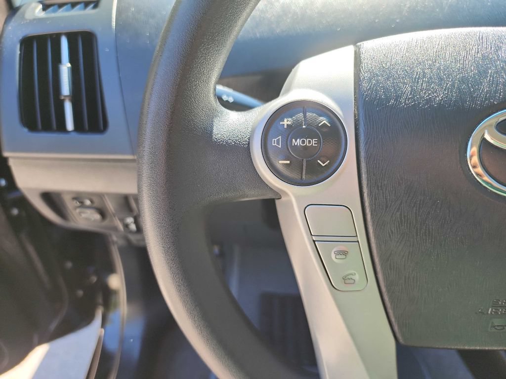 Used 2014 Toyota Prius Two FWD image 16