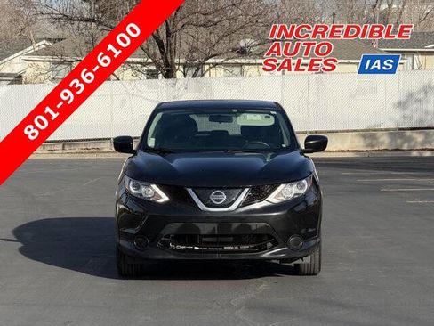 Used 2019 Nissan Rogue Sport S image 1