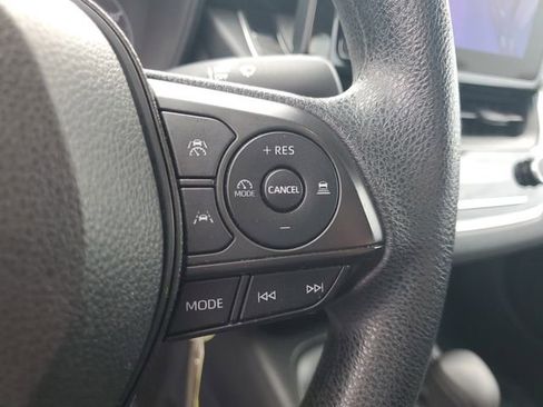 Used 2023 Toyota Corolla LE image 24