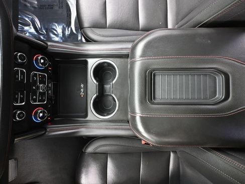 Used 2023 Chevrolet Suburban RST AWD/4WD image 29