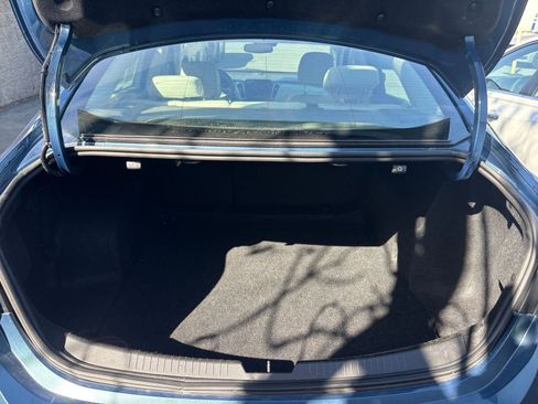 Used 2024 Chevrolet Malibu LT image 35